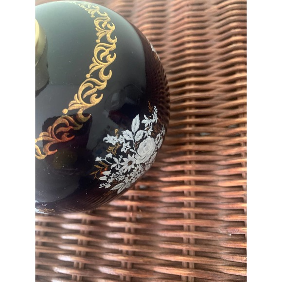 Vintage Porcelain French Perfume Bottle // Collectible Lampe Berger Collection - Picture 6 of 8